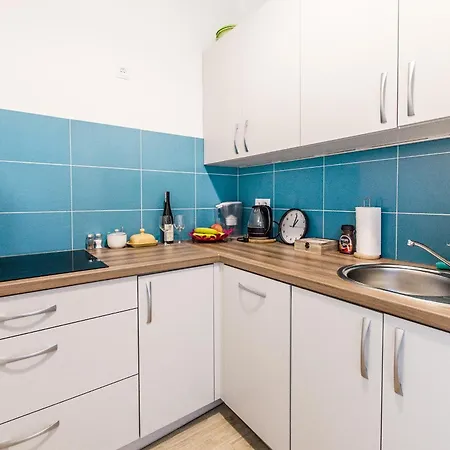 Turkusowy W Centrum アパート *